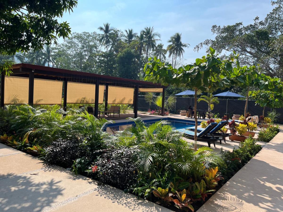 Natura Hotel & Villas ซีฮัวตาเนโค ภายนอก รูปภาพ
